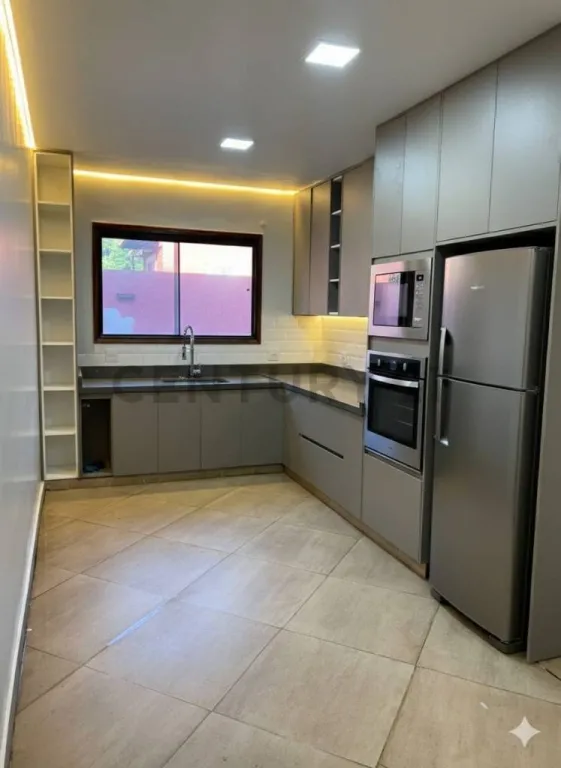 Venta de Casa en Luque, Central — foto 3