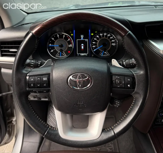 Toyota Fortuner 2019 — foto 6