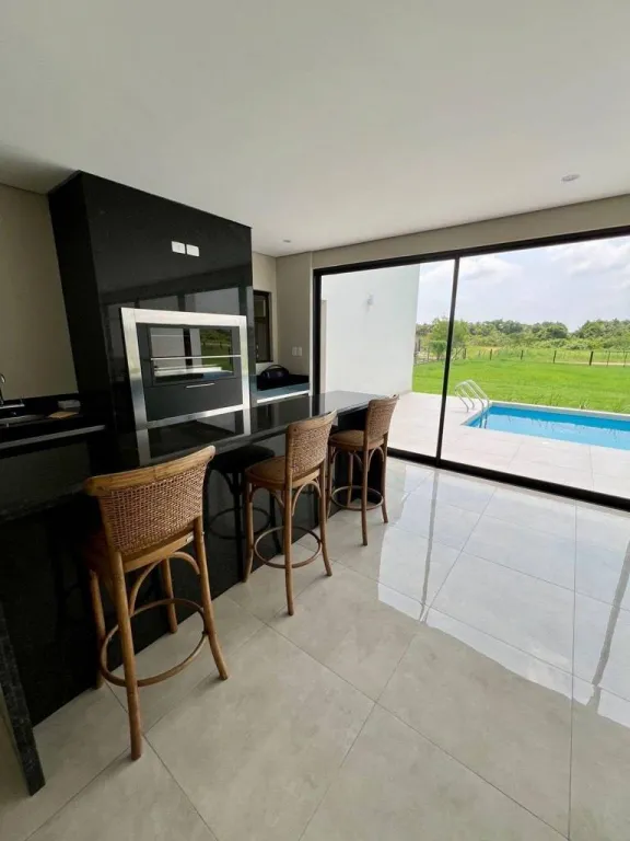 EN VENTA CASA EN MARIANO ROQUE ALONSO AMOBLADO — foto 3
