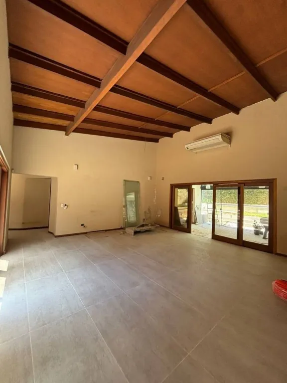 ALQUILO CASA MODERNA 4 DORMITORIOS EN BARRIO MBURUCUYA — foto 2