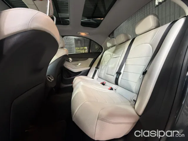 Mercedes-Benz C300 2015 — foto 6