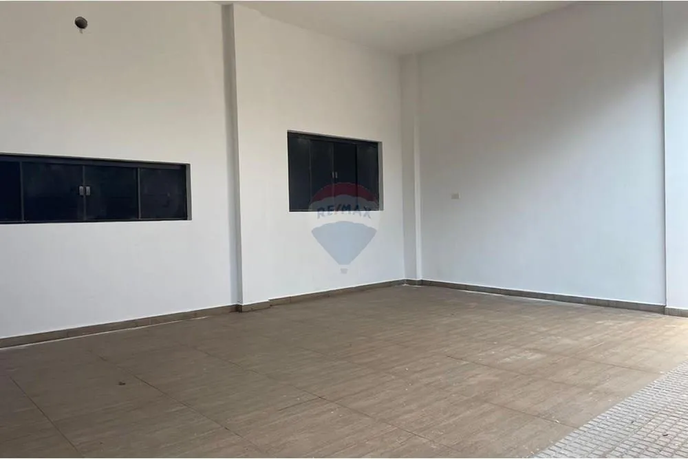 EN VENTA AMPLIO DUPLEX EN POZO — foto 2