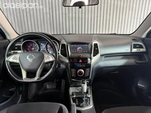 Ssangyong Tivoli 2017 — foto 8