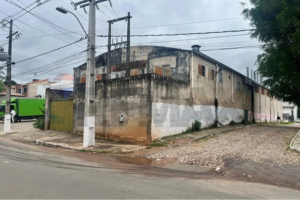 VENDO DEPOSITO EN ESQUINA EN LAMBARE 4 MOJONES — foto 3