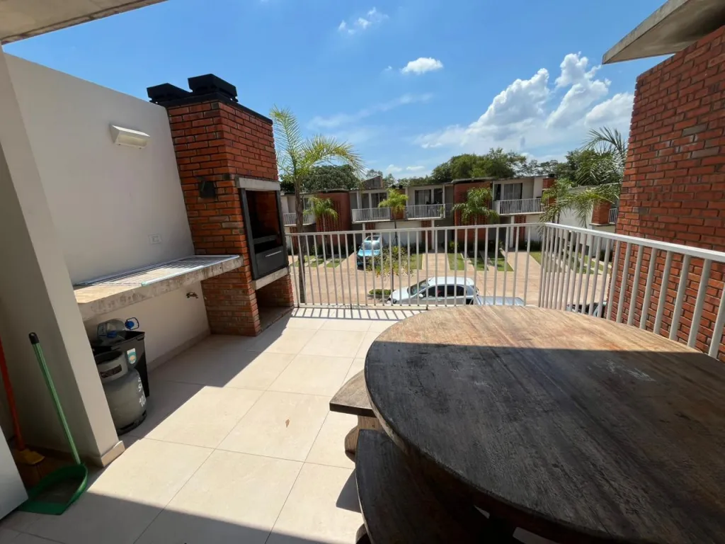 🏢 Alquilo hermoso departamento amoblado en LUQUE 6428 — foto 2