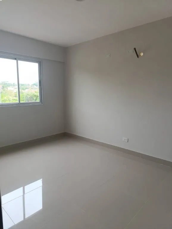 VENDO DPTO DE 2 DORMITORIOS EN LAMBARÉ — foto 2