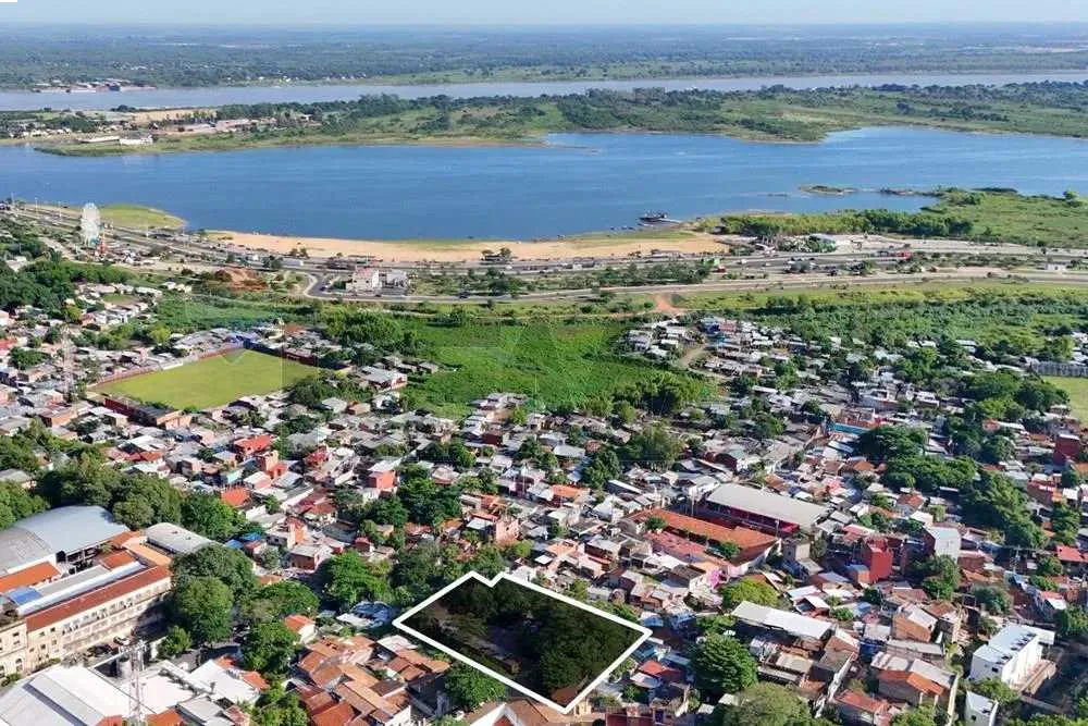Terreno 2.030 m² con vista a la Costanera — foto 3