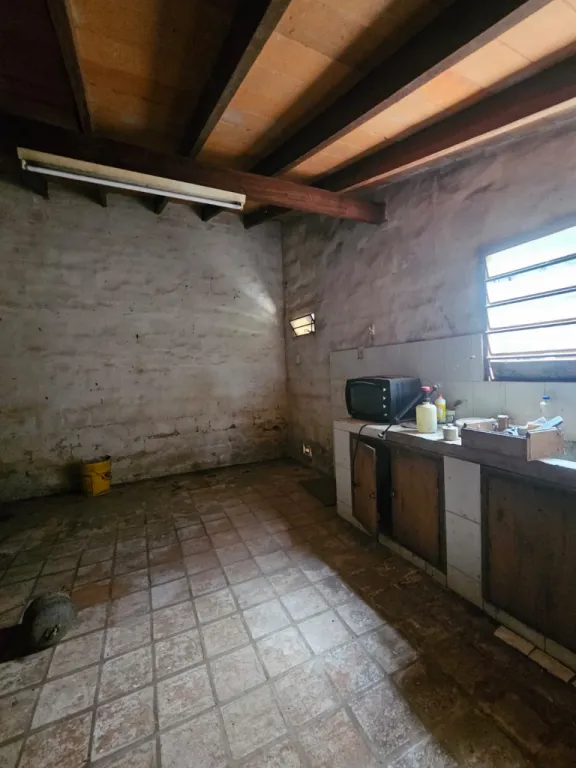 Vendo Casa de 2 dormitorios a refaccionar en detras del Shopping San Lorenzo y costado del — foto 2