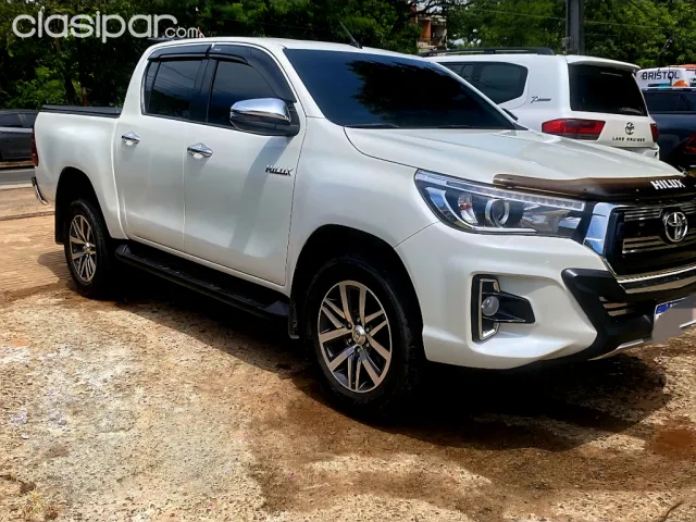 Toyota Hilux 2020 — foto 2