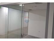 Alquilo Local Comercial en Galeria M4