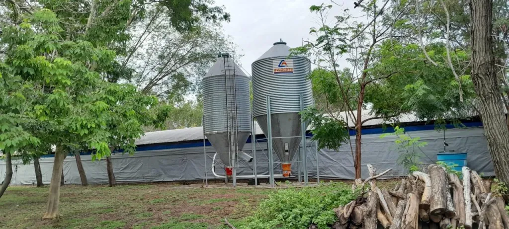 VENTA DE GRANJA AVICOLA EN VILLETA ZONA ALTA COD 1225 — foto 3