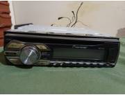 Vendo hermoso autoradio Pioneer como nuevo.