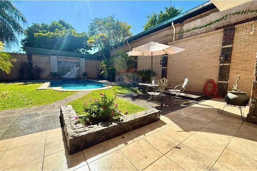 Lujosa Casa con Piscina y 4 Suites en Villa Aurelia — фото 3