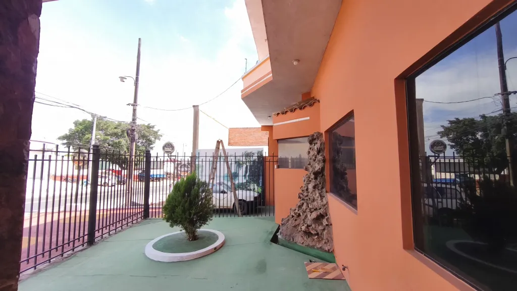 Imponente Inmueble Comercial en San Lorenzo: Edificio Administrativo + Tinglado — фото 3
