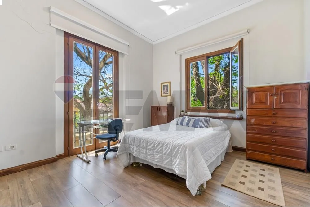 Casa de Categoría con Piscina en Recoleta y Tembetary — foto 3