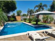 EN VENTA HERMOSA RESIDENCIA - QUINTA SUPER EQUIPADA Y AMOBLADA, EN SAN ANTONIO, CENTRAL!