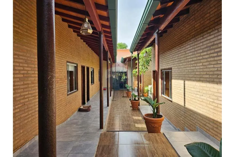 VENDO HOTEL EN SAN ROQUE GONZALEZ- PARAGUARI — foto 2