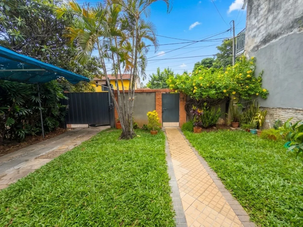 ✨CASA DE 3 DORMITORIOS, TODA EN PLANTA BAJA EN BARRIO JARA✨ — foto 2