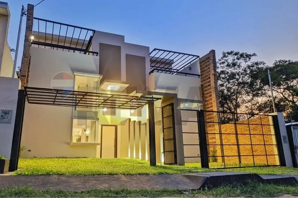 Vendo Triplex, en el barrio del Yacht y Golf Club — foto 3