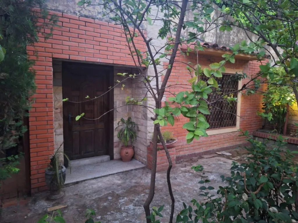 Vende casa en Fernando de la Mora, zona norte — foto 3