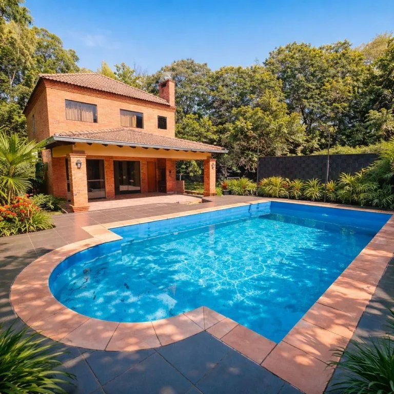 VENDO CASA EN BARRIO CERRADO MONTESOL - LUQUE — foto 2