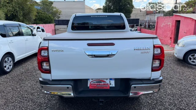 Toyota Hilux 2021 — foto 5