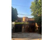 VENDO CASA 3 DORMITORIOS CON OFICINAS EN MBURICAO ASUNCION