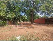VENDO O ALQUILO TERRENO EN LUQUE CENTRO. COD 1701