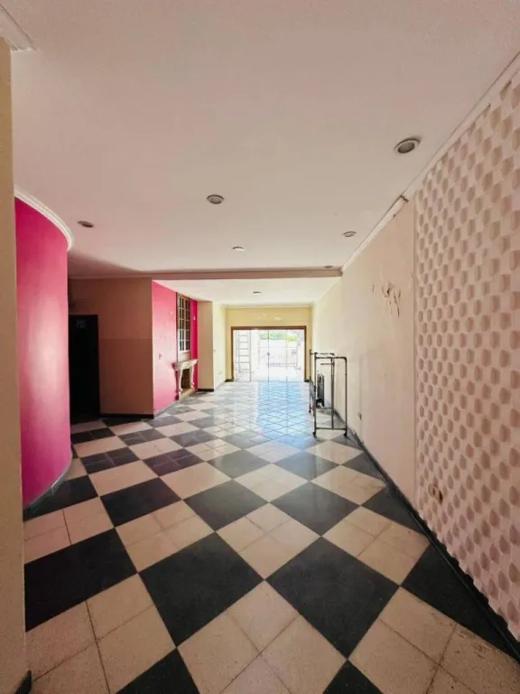 VENDO CASA AMPLIA 3 DORMITORIOS EN CENTRO DE ASUNCION — foto 2