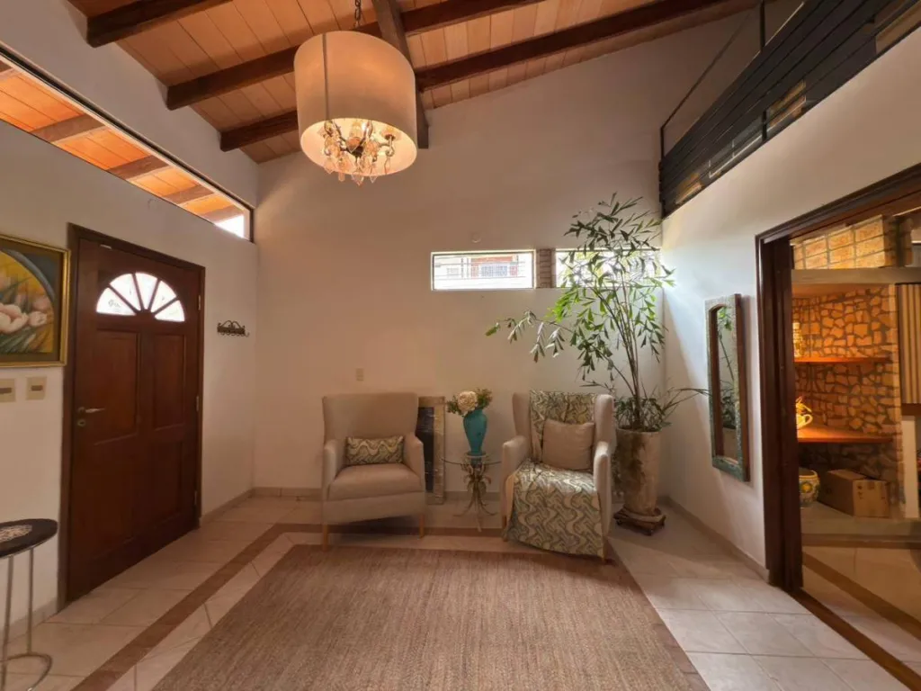 VENDO AMPLIA CASA 3 DORMITORIOS EN BARRIO RECOLETA ASUNCIÓN — foto 2
