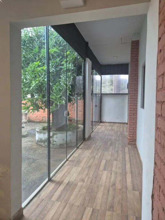 EN ALQUILER AMPLIA CASA PARA OFICINA EN VILLA ELISA CENTRAL ID 46551 — foto 3