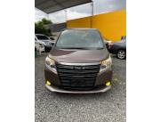 TOYOTA NEW NOAH 2014. ✅Color Marrón. ✅Recién Importado ✅Motor 2.0 VALVE MATIC. ✅Motor y Ca