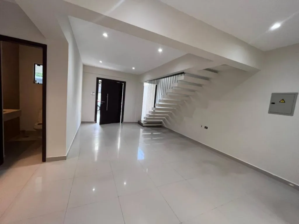 ALQUILO DUPLEX 3 DORMITORIOS EN BARRIO SANTA MARIA ASUNCION — foto 3