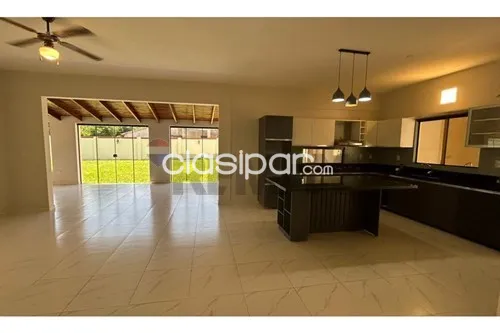 Casa-Venta-PY Central Luque — foto 2