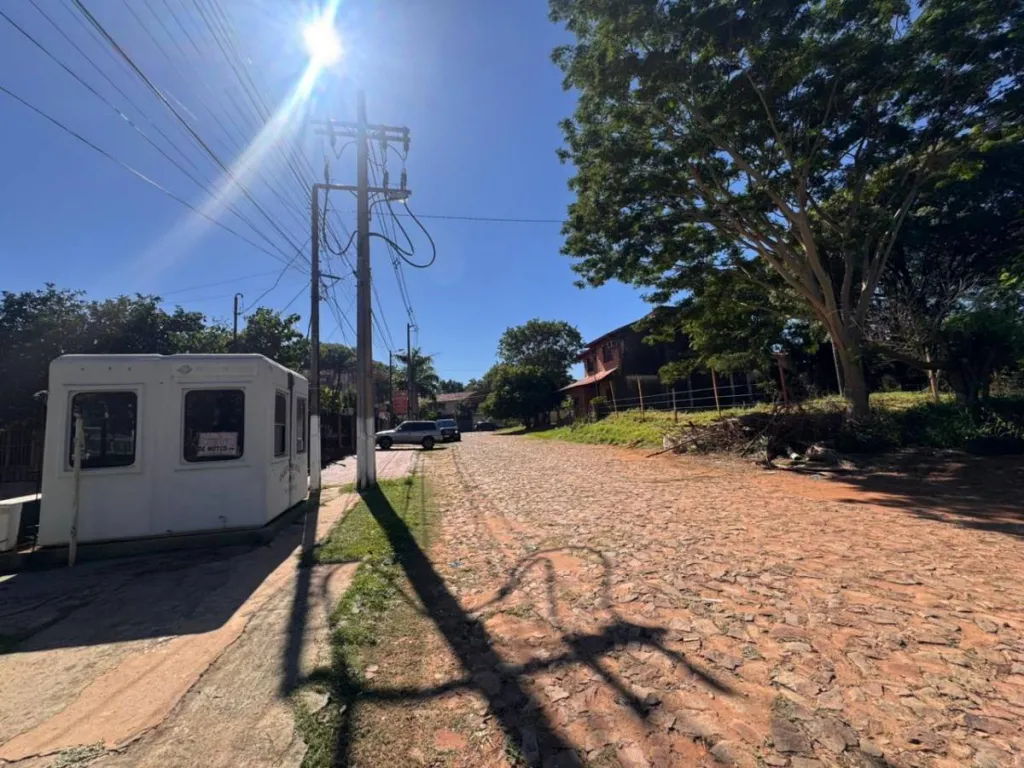 VENDO TERRENO EN LAMBARE BARRIO APUA I — foto 2