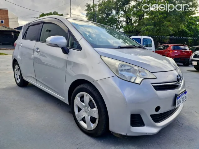 Toyota Vitz 2013 - foto 2