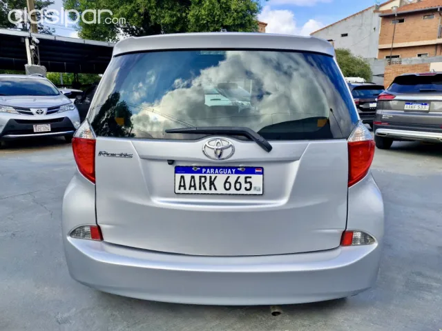 Toyota Vitz 2013 — foto 5