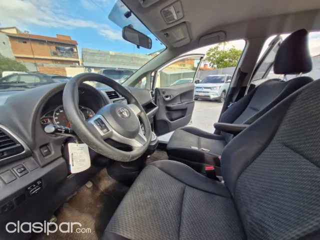 Toyota Vitz 2013 — foto 6