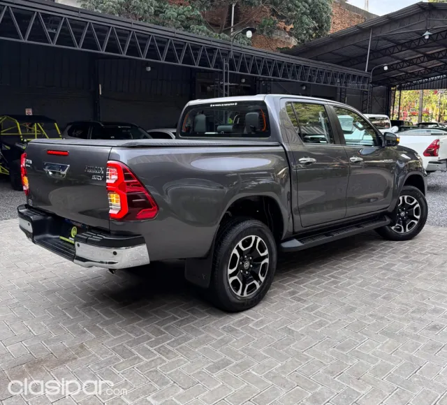 Toyota Hilux 2022 - foto 8