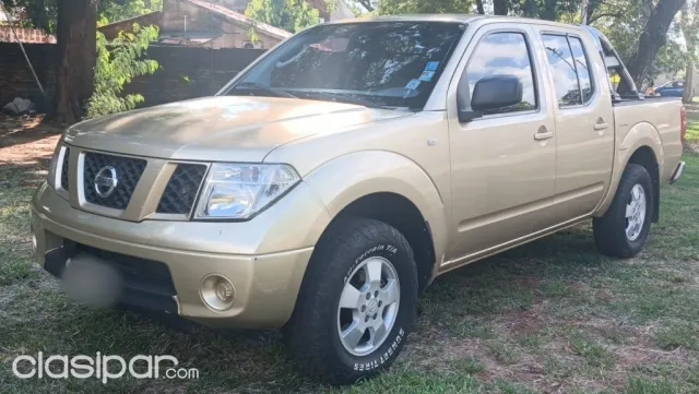 Nissan Navara 2009 - foto 2