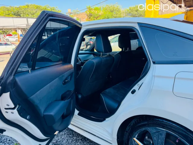 Toyota Crown 2018 - foto 6