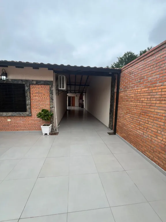 VENTA CASA ÑEMBY — foto 2