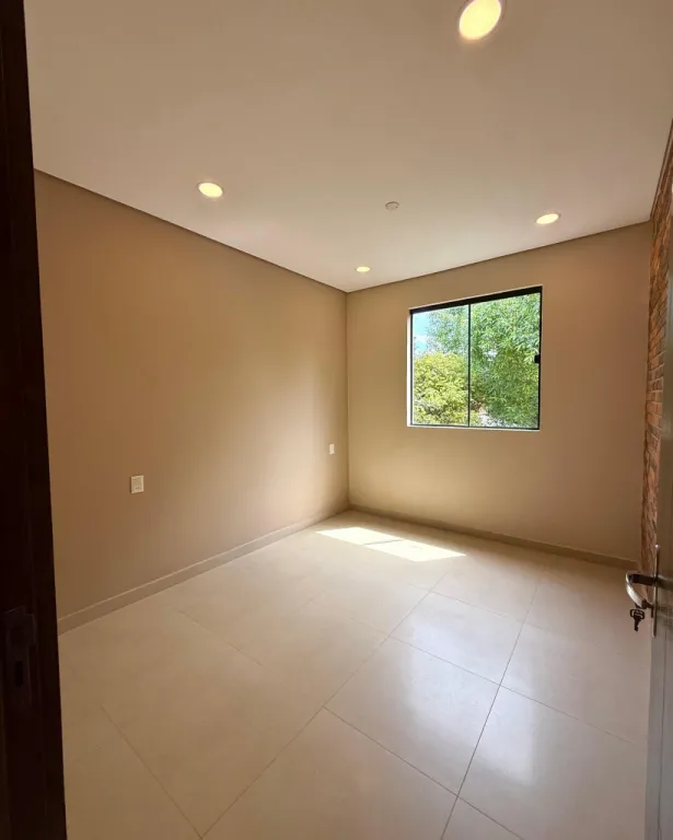VENDO DUPLEX A ESTRENAR EN LUQUE ZONA CONMEBOL COD 6474 — foto 3
