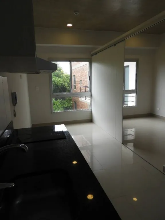 VENDO MONOAMBIENTE EN EDIFICIO ZUBA 3 FERNANDO DE LA MORA — foto 3