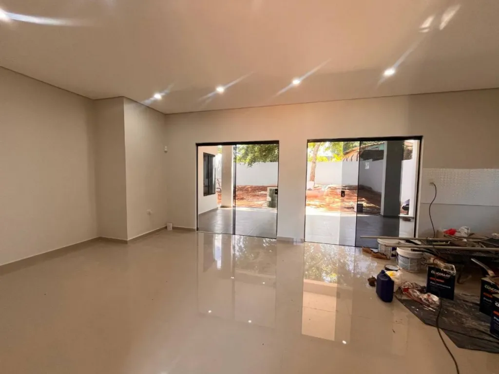 VENDO HERMOSA CASA A ESTRENAR ESTILO TOSCANO EN SAN LORENZO - ZONA PODER JUDICIAL — foto 3