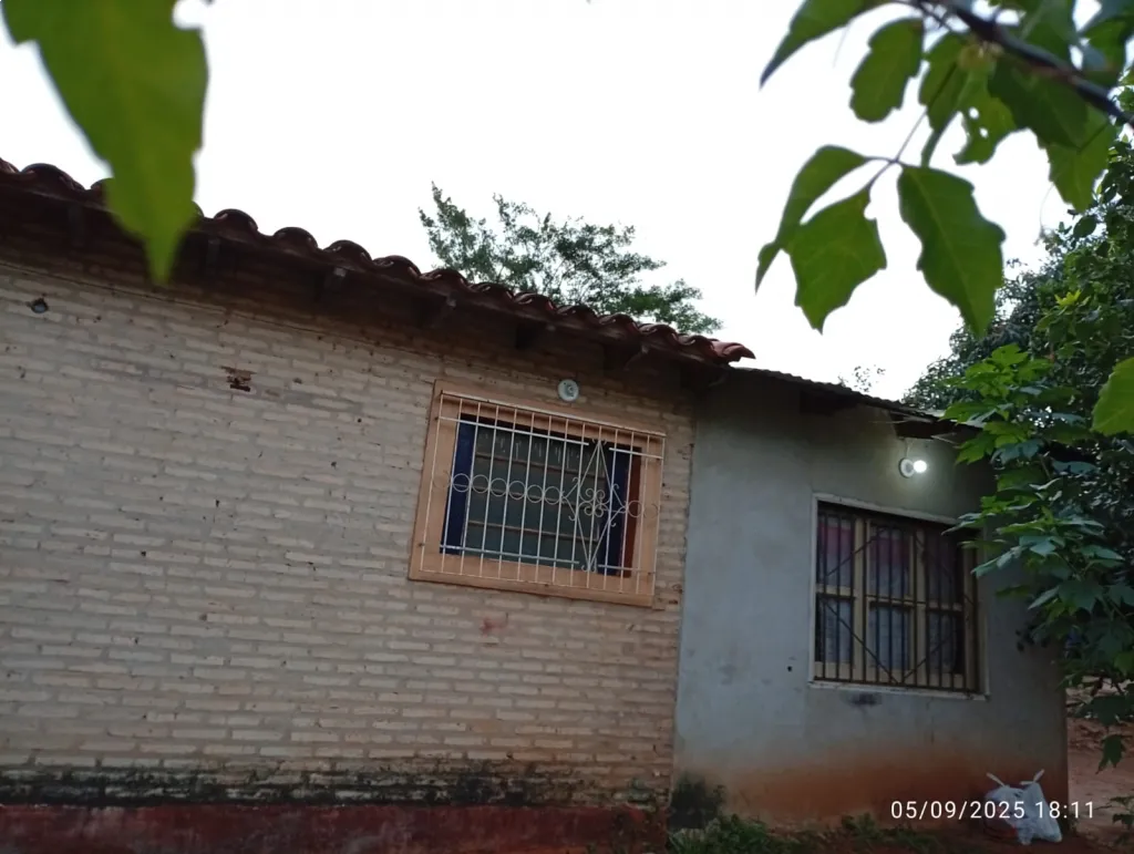 Casa en Ñemby Barrio Caaguazu..terreno 420 m2 — foto 3