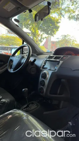 Toyota Vitz 2011 — foto 4