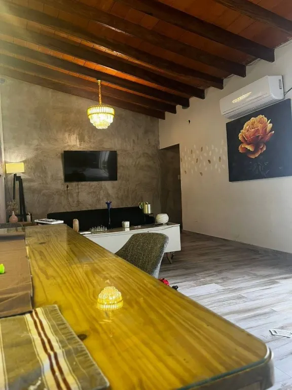 VENDO HERMOSA CASA AMOBLADA 4 DORMITORIOS ZONA HIPÓDROMO – ASUNCION — foto 3
