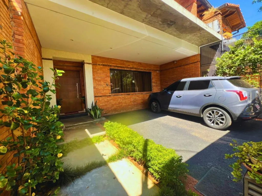 ALQUILO AMPLIO DUPLEX 3 DORMITORIOS EN VILLA AURELIA ASUNCION — photo 2