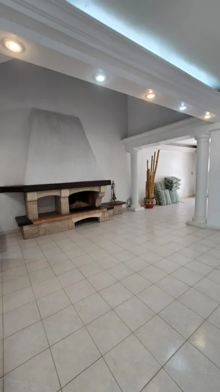 ALQUILO CASA EN BO. YCUA SATI A PASOS DE LA GALERIA — photo 3